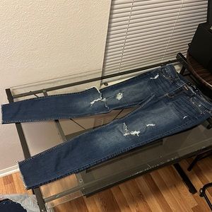 Size 7, W28 L30, low rise super skinny classic stretch